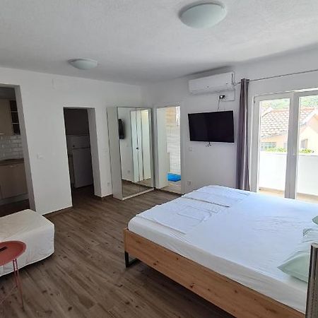 Apartmani Mlinar - Studio Apartment Grebaštica Eksteriør bilde