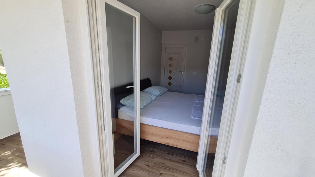Apartmani Mlinar - Studio Apartment Grebaštica Eksteriør bilde